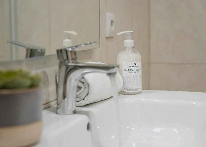 Guestready - Miragaia Stone & Apartment Porto